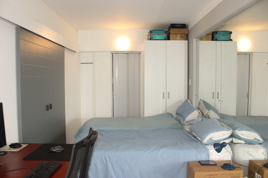 To Let 1 Bedroom Property for Rent in Three Anchor Bay Western Cape